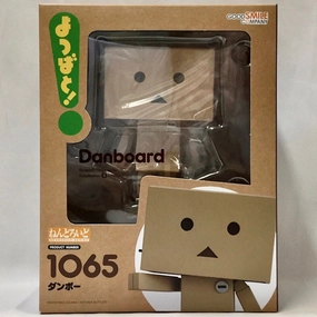 Nendoroid No.1065 Danboard with Amazon bonus item: Special Sleeve (Yotsubato!) Limited Figure Appreciating Asset