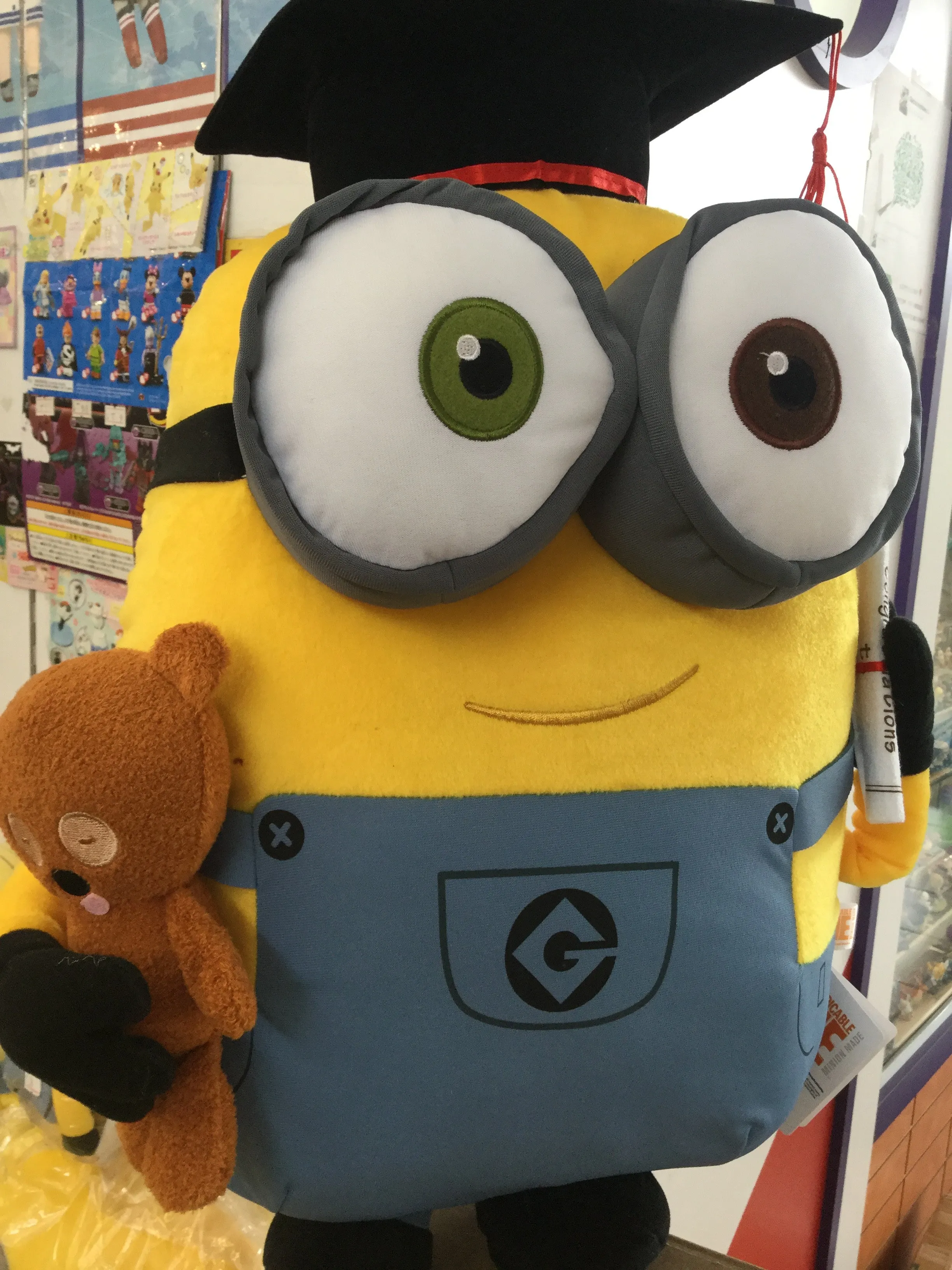 Graduation Minion Bob with Teddy Bear Anime Piece