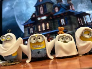 Minion Halloween Ghost Small Figure 4 Pierces Set (In-stock) Event specific