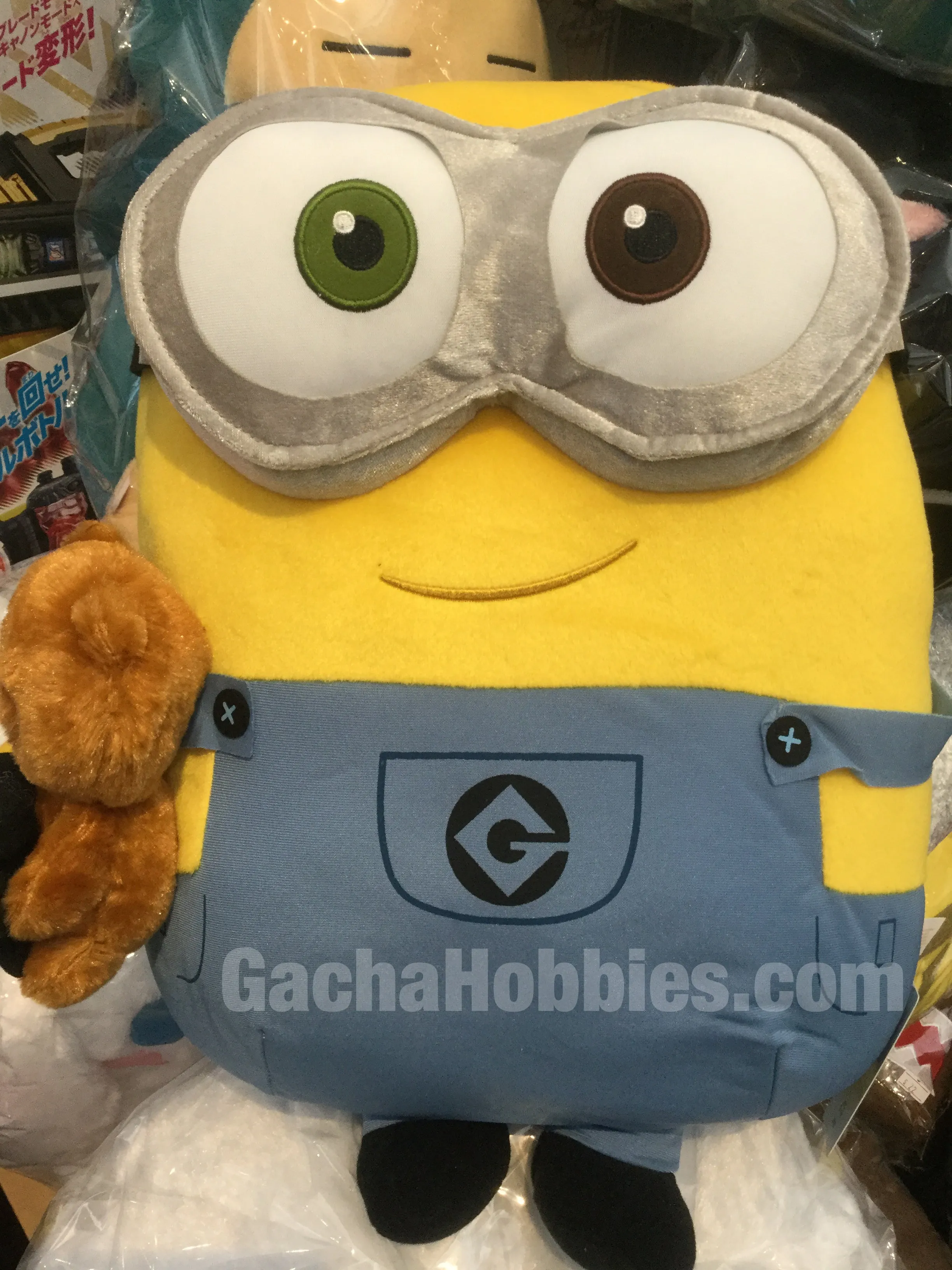 Minion Bob Holds Teddy Bear Giant Plush (In-stock) Grand Prize Protective Case