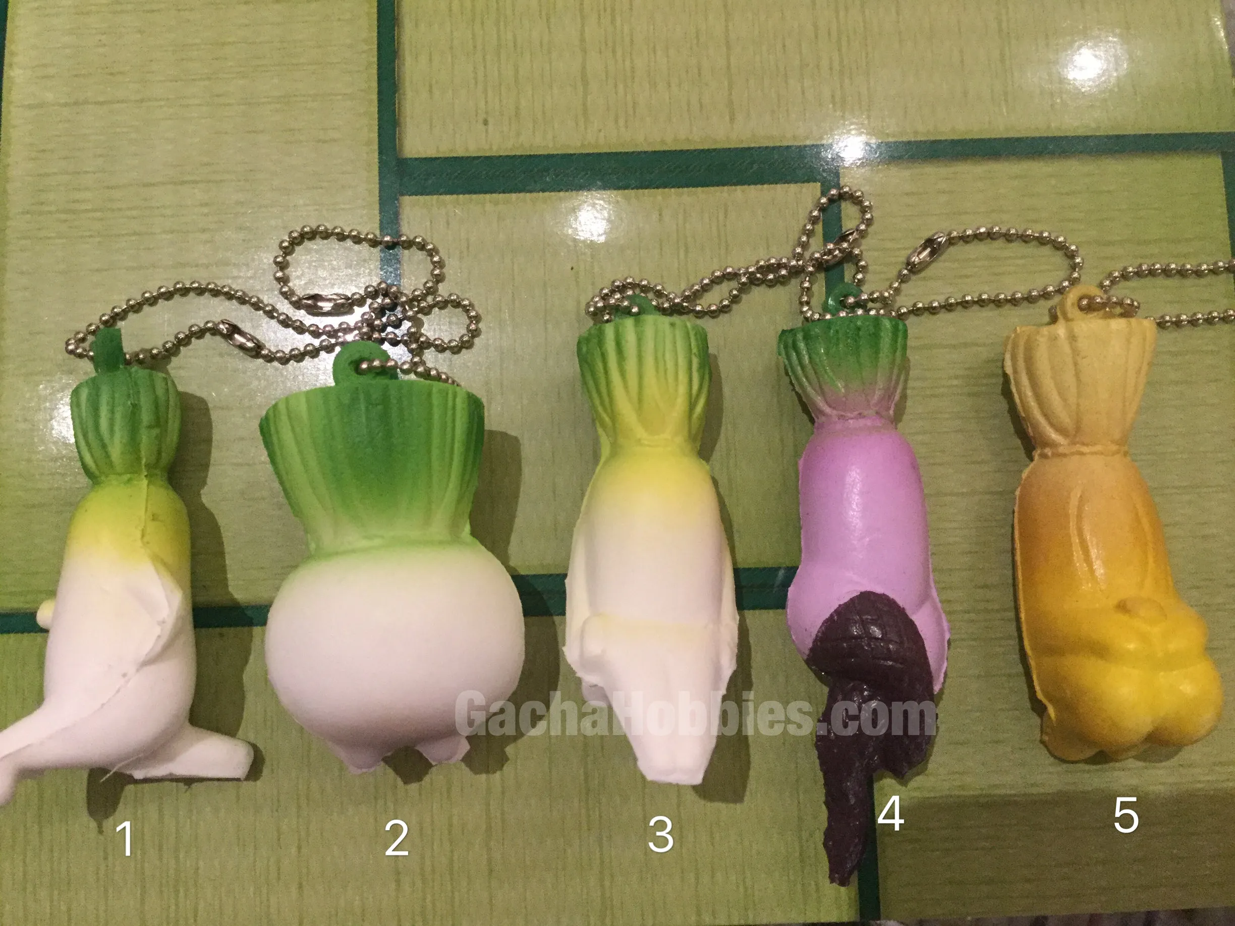 Mini Visitor Radish Squishy Gashapon Set (In Stock)